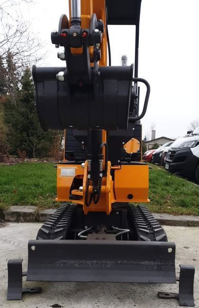 Мини-экскаватор Berger Kraus BK800BSR в комплекте с принадлежностями BK800BSR_kpl_ фото
