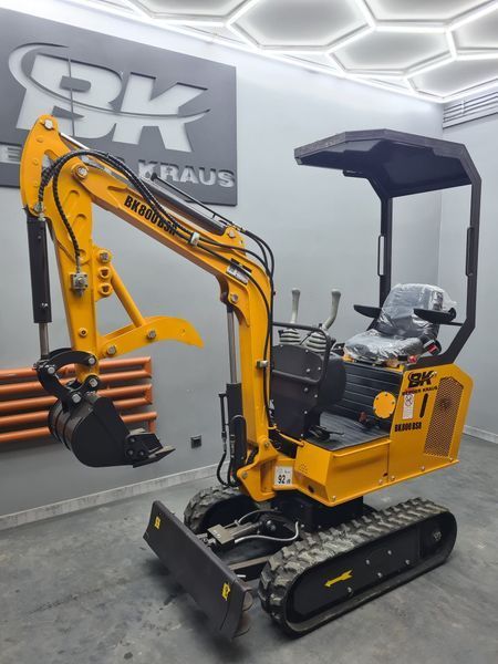 Мини-экскаватор Berger Kraus BK800BSR в комплекте с принадлежностями BK800BSR_kpl_ фото