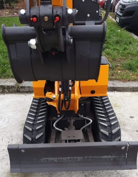 Мини-экскаватор Berger Kraus BK800BSR в комплекте с принадлежностями BK800BSR_kpl_ фото